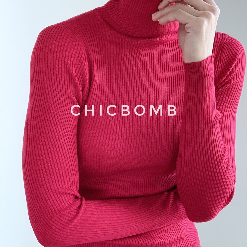 RED SLIM FIT RIBBED TURTLENECK TOP - Picture 6 of 14